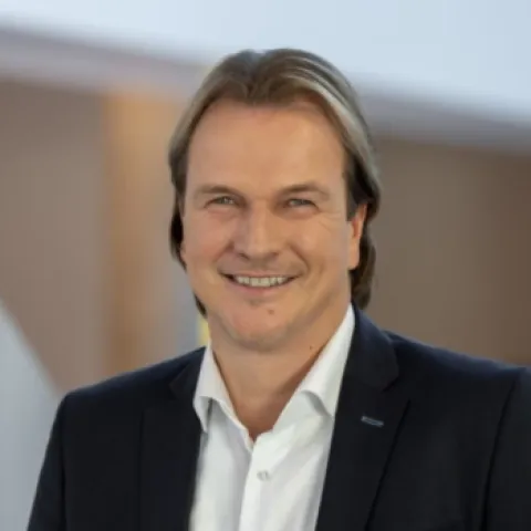 Prof. Dirk Kleine